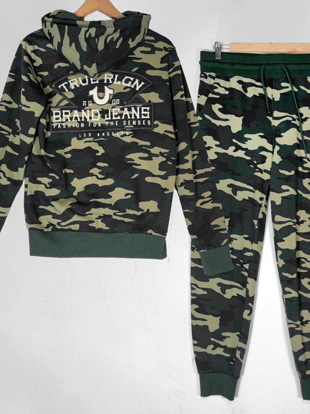 True Religion Camo Zip Up Hoodie & Joggers Tracksuit Womens S Two Pc Set